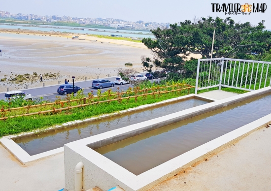 龍神の湯の足湯